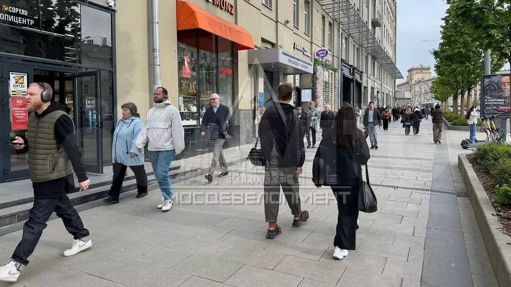 180м2 на выходе из метро - Фото 0