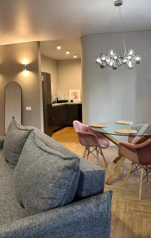 2-к кв. Волгоградская область, Волгоград ул. Пархоменко, 2 (60.0 м) - Фото 1