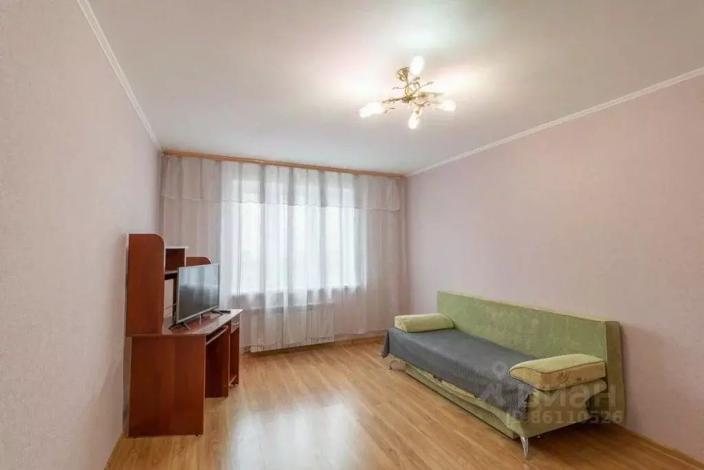 1-к кв. Омская область, Омск просп. Комарова, 21к2 (40.0 м) - Фото 1