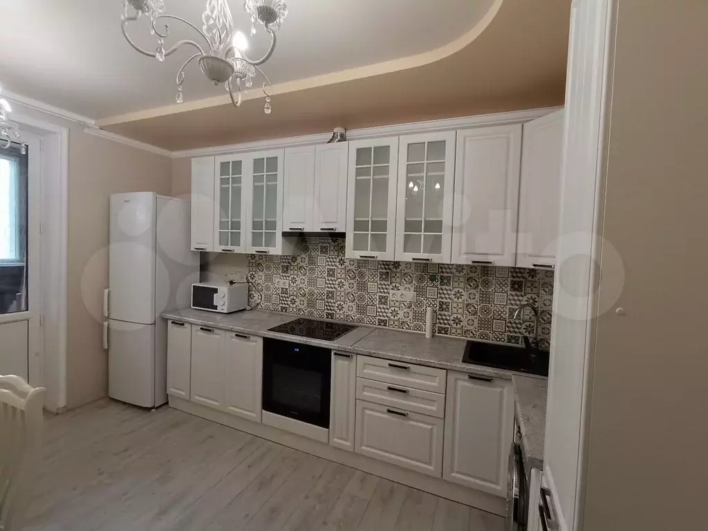 2-к. квартира, 70 м, 8/23 эт. - Фото 0