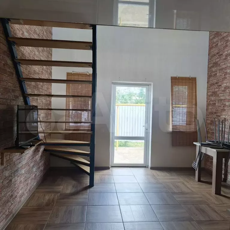 Квартира-студия, 40 м, 1/2 эт. - Фото 0