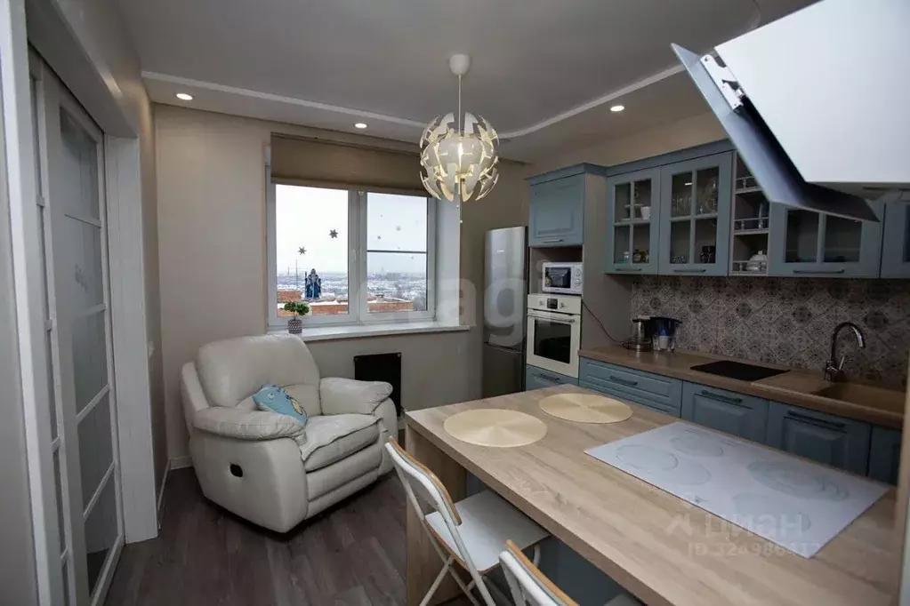 2-к кв. Нижегородская область, Нижний Новгород Горная ул., 6А (70.0 м) - Фото 1