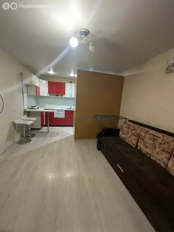 1к в 9-комнатной квартире (19.1 м) - Фото 2