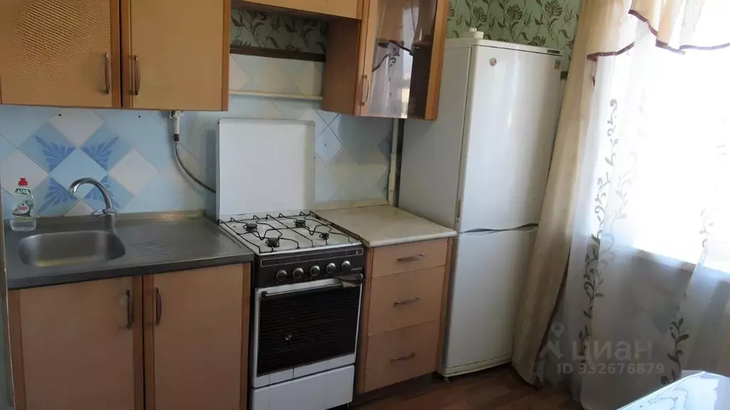 2-к кв. Орловская область, Орел Октябрьская ул., 62 (50.4 м) - Фото 1