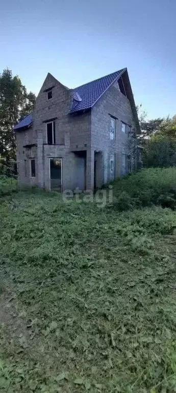 Дом в Тверская область, Кувшиновский муниципальный округ, д. Лопатино  ... - Фото 1