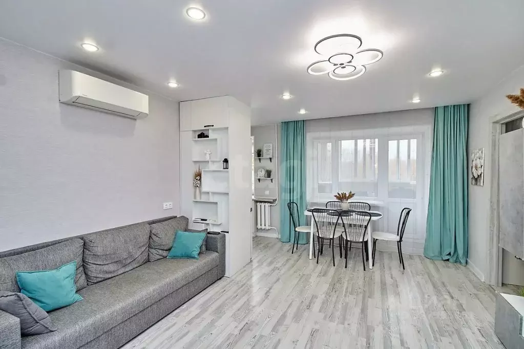 3-к кв. Тюменская область, Тюмень ул. Энергетиков, 50 (56.4 м) - Фото 1