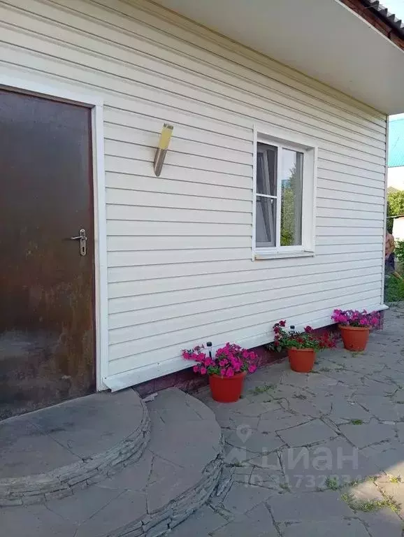 Дом в Ростовская область, Миллерово ул. Ушакова, 19 (110 м) - Фото 1
