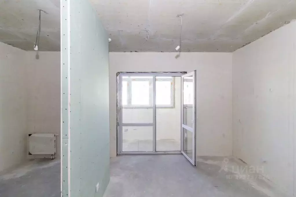 Студия Тюменская область, Тюменский муниципальный округ, д. Патрушева ... - Фото 0