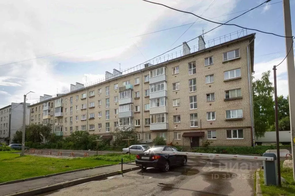 2-к кв. Владимирская область, Владимир просп. Строителей, 1 (42.5 м) - Фото 0