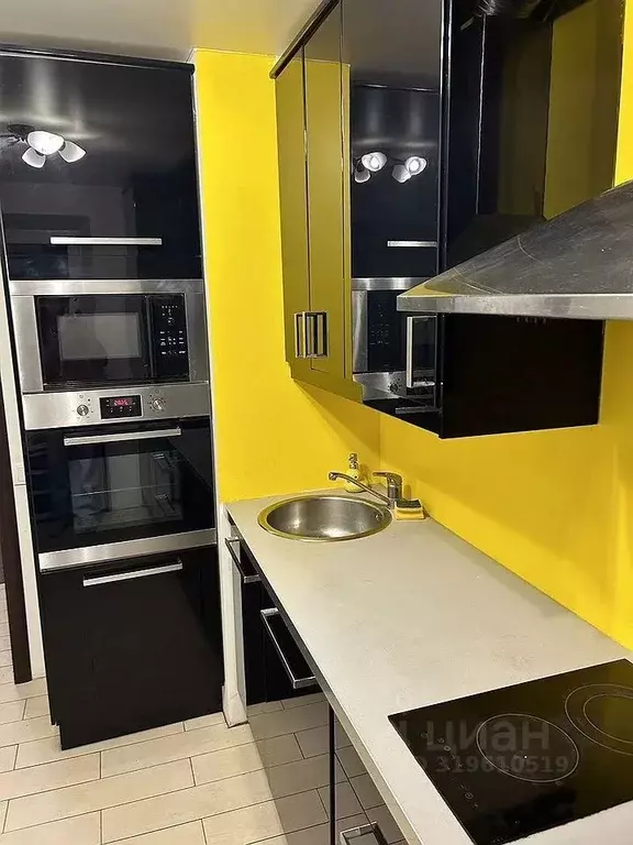 3-к кв. Москва ул. Генерала Белова, 45К3 (65.0 м) - Фото 1