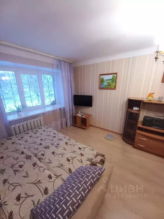 1-к кв. Башкортостан, Уфа просп. Октября, 180 (40.0 м) - Фото 1