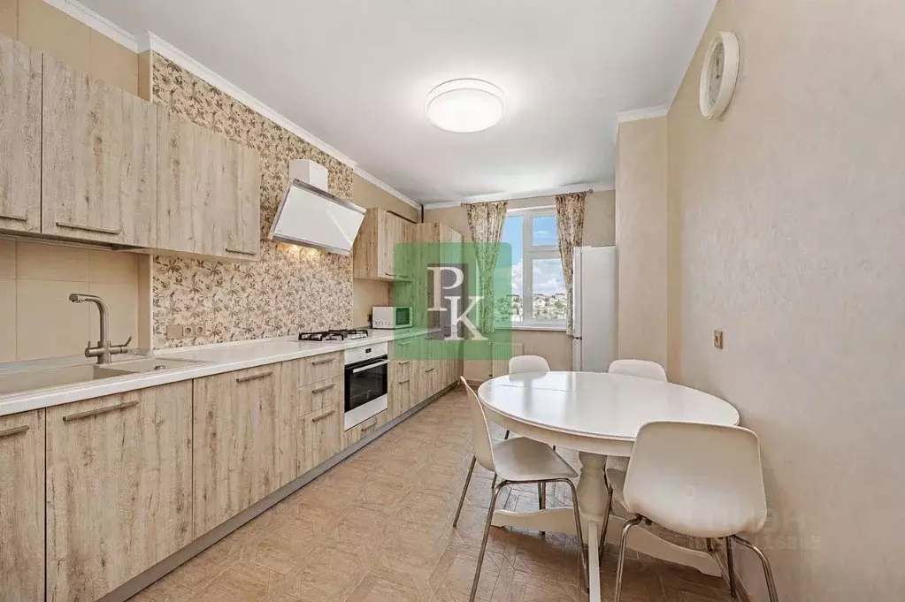 2-к кв. Севастополь ул. Вакуленчука, 29А (72.6 м) - Фото 1