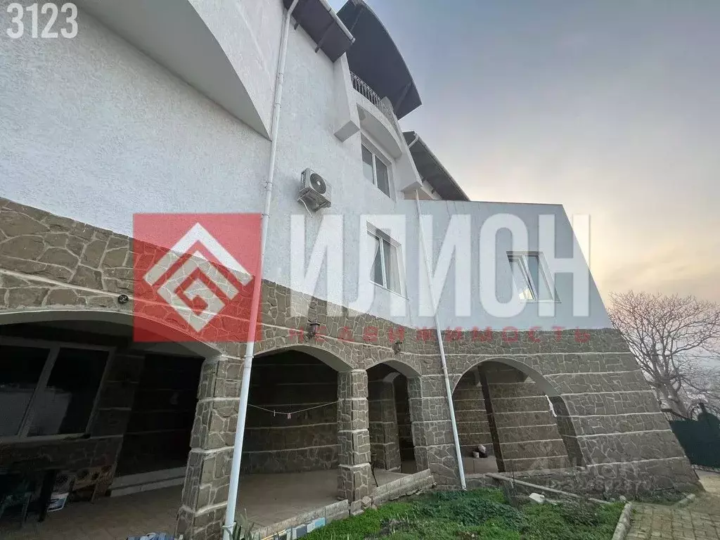 Дом в Крым, Феодосия ул. Семашко (648 м) - Фото 2