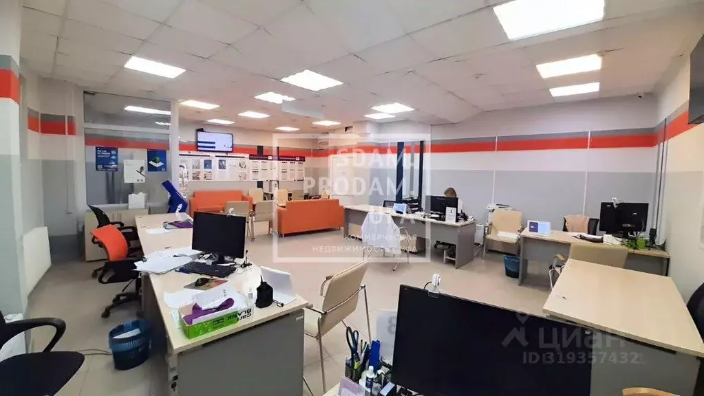 Офис в Башкортостан, Уфа ул. Комарова, 8 (108 м) - Фото 1