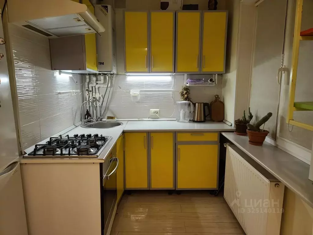 2-к кв. Калужская область, Таруса ул. Горького, 11 (42.3 м) - Фото 2