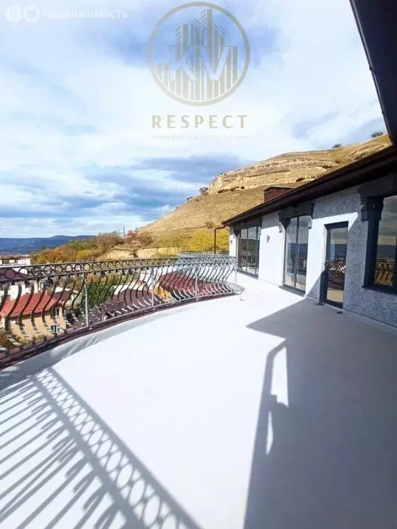 3-комнатная квартира: Кисловодск, Пятигорская улица, 56А (167 м) - Фото 1