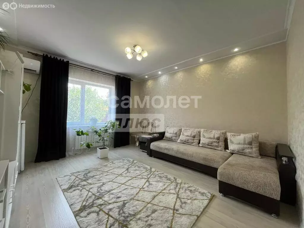 2-комнатная квартира: Ейск, улица Воронцова, 27 (51 м) - Фото 0