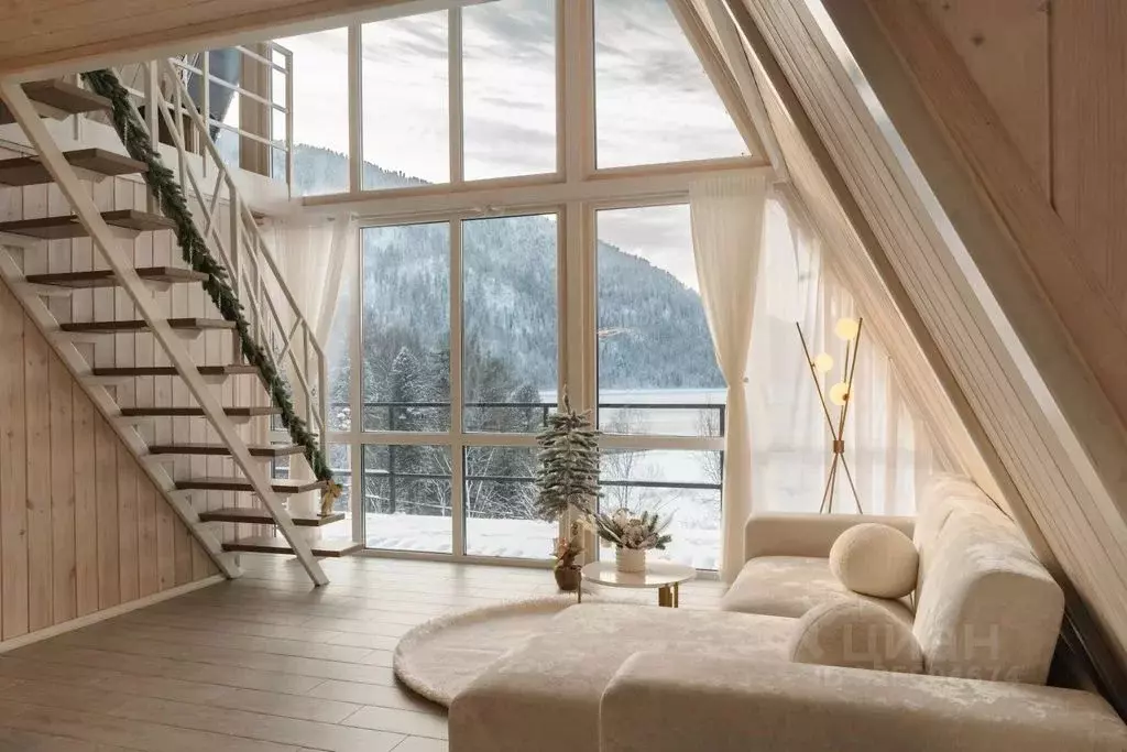 Дом в Алтай, Турочакский район, с. Артыбаш Телецкая ул., 128Б (67 м) - Фото 1