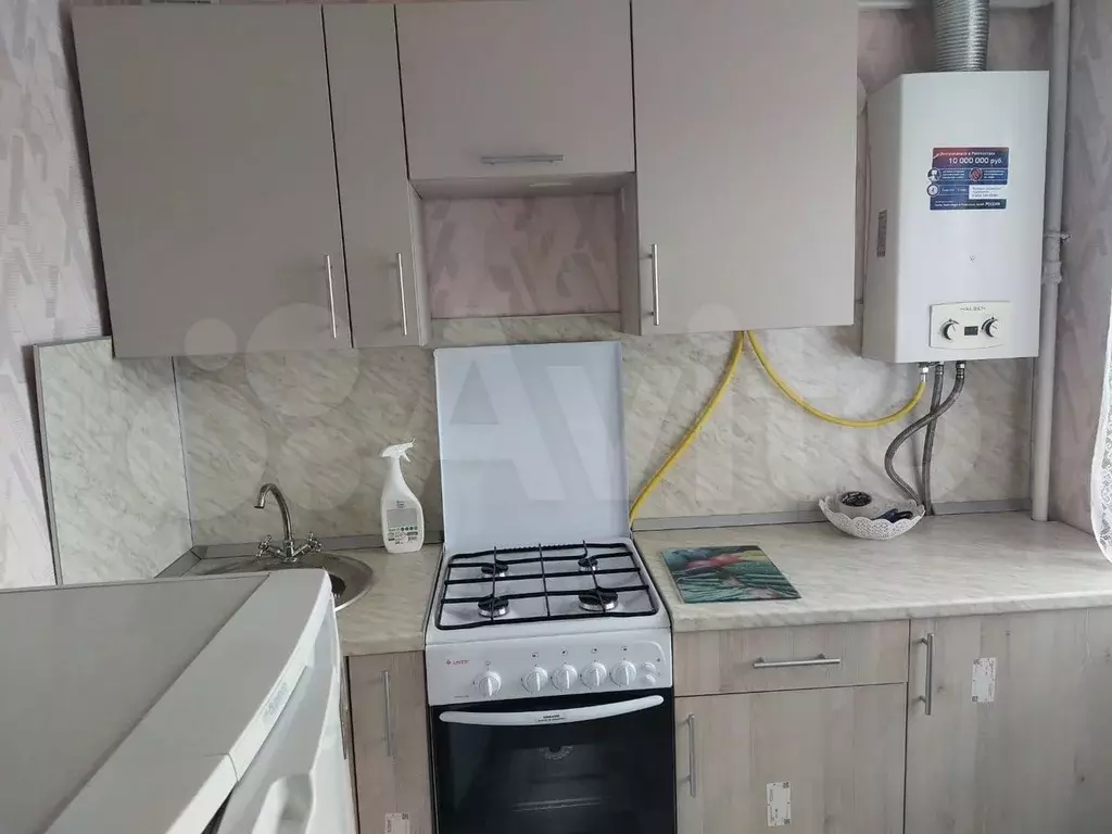 1-к. квартира, 31 м, 2/5 эт. - Фото 0