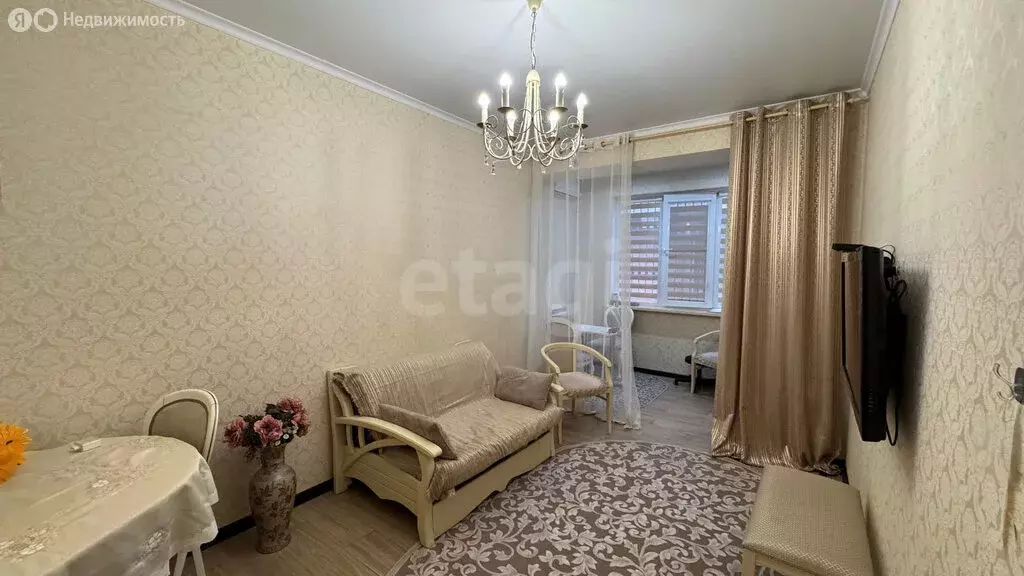 2-комнатная квартира: Махачкала, улица Тулпара Мусалаева, 16А (64 м) - Фото 2