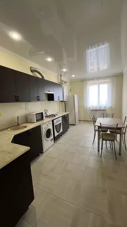 1-к. квартира, 53 м, 4/4 эт. - Фото 0