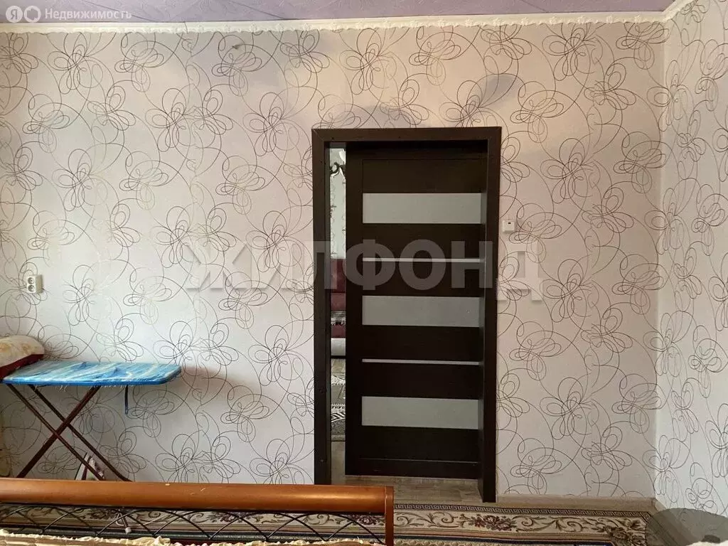 Дом в Чулым, Заречная улица (73.5 м) - Фото 1