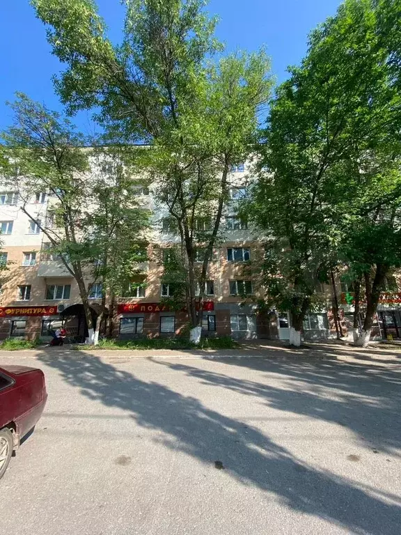 Комната 9,5 м в 6-к., 4/5 эт. - Фото 0