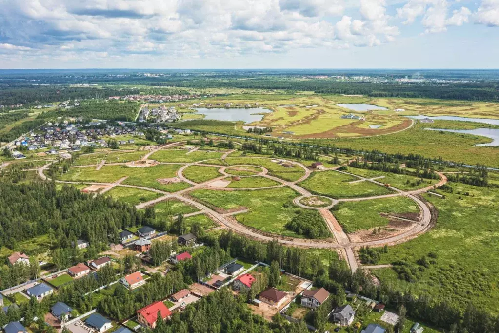 Участок в Ленинградская область, Всеволожск Гольф Клаб кп,  (8.38 ... - Фото 1