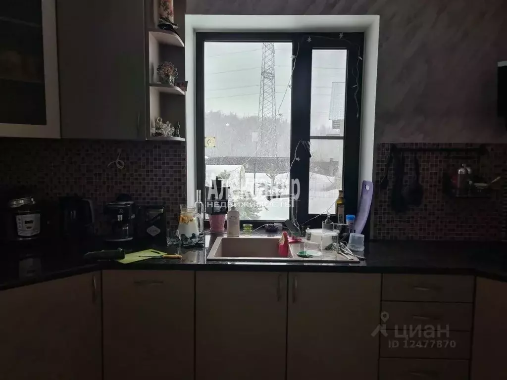 Дом в Ленинградская область, Выборг Заря СНТ, 10 (300 м) - Фото 0