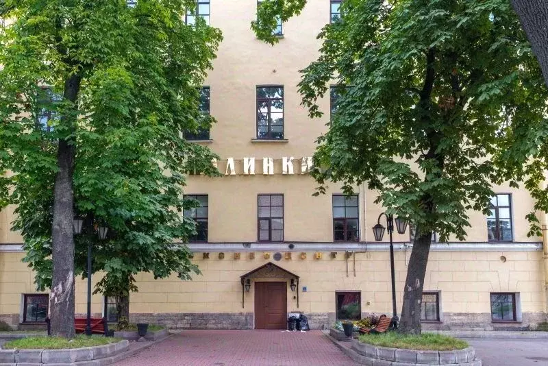 рижский 41г. бц калинкин фонтанки 166. рижский 41г. кожно-венерологический диспансер рижский 43. рижский проспект 70 санкт-петербург.