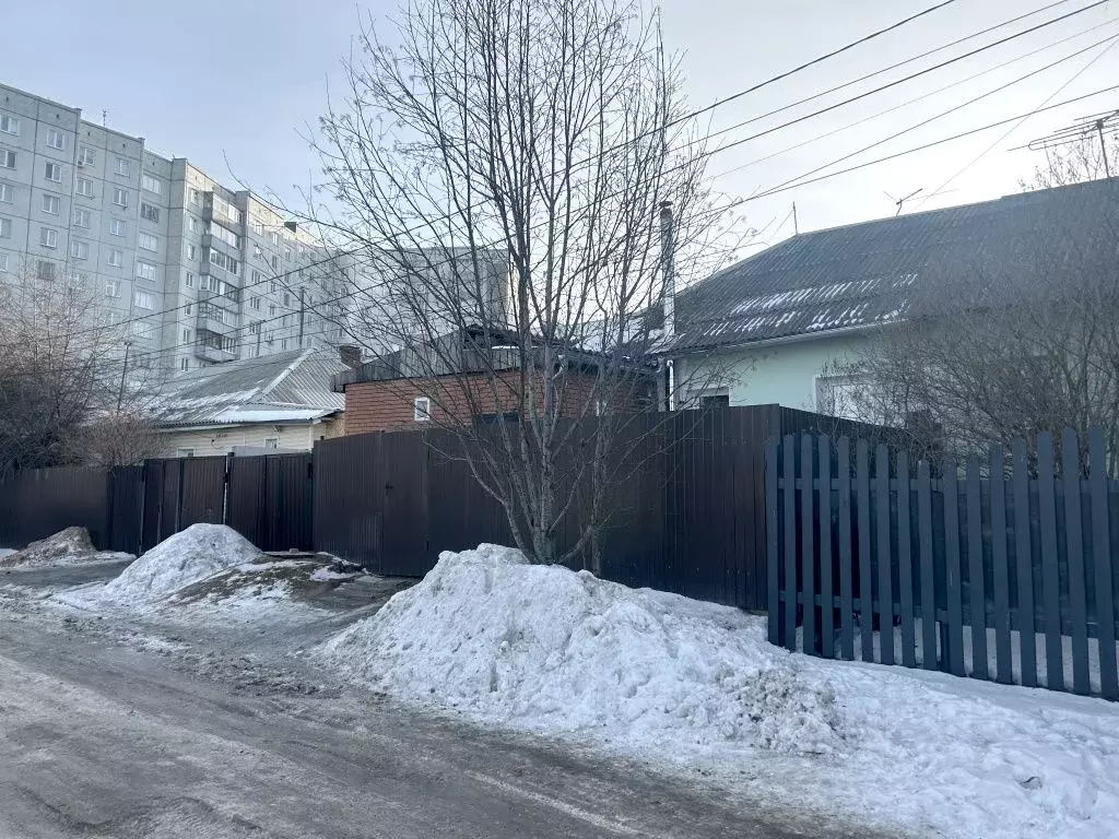 Дом в Красноярский край, Красноярск Шинников мкр, ул. 3-я Шинная, 40 ... - Фото 2