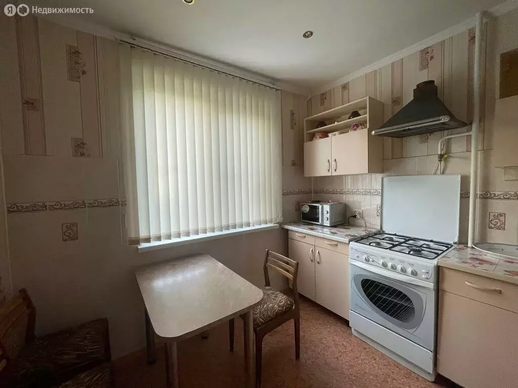 3-комнатная квартира: Миасс, Севастопольская улица, 31 (60.5 м) - Фото 0