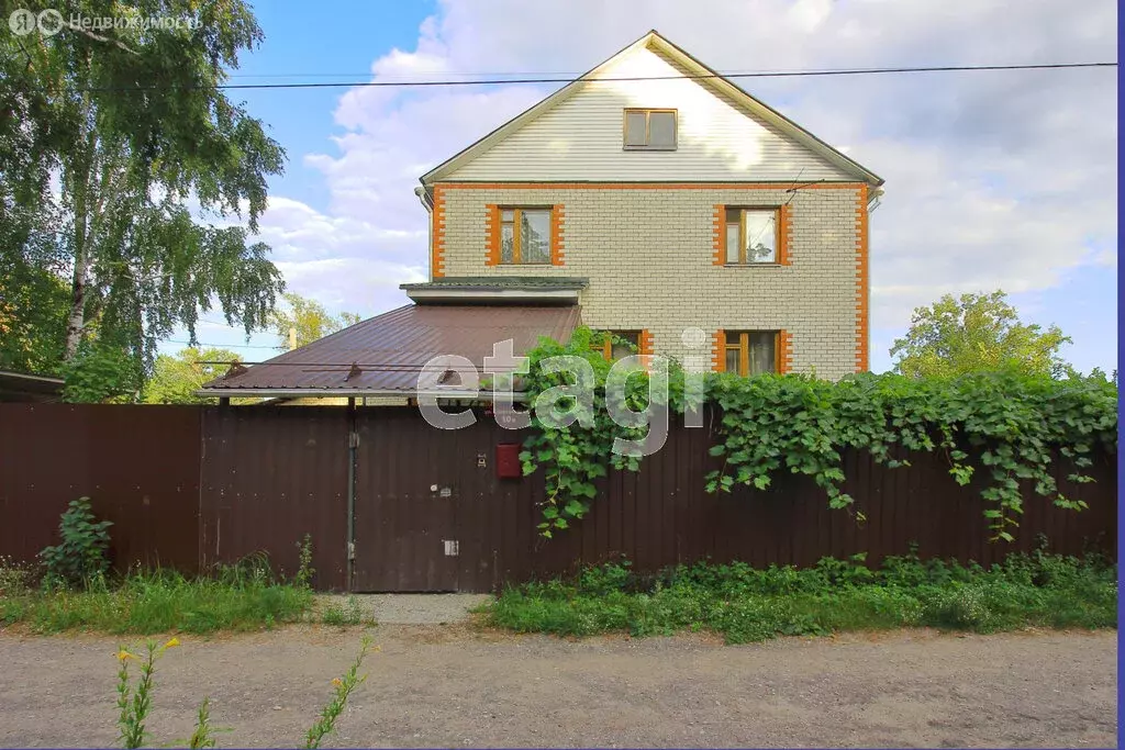 Дом в Пенза, Спартаковская улица (300 м) - Фото 1