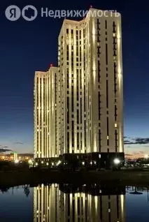 3-комнатная квартира: Тюмень, Новгородская улица, 1 (61 м) - Фото 0