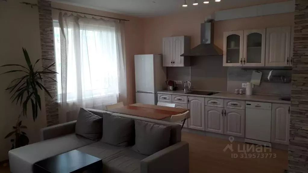 3-к кв. Санкт-Петербург просп. Героев, 23 (78.2 м) - Фото 0