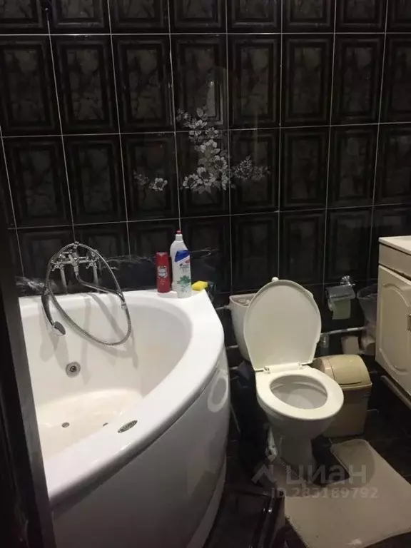 Комната Свердловская область, Екатеринбург ул. Мира, 42 - Фото 1