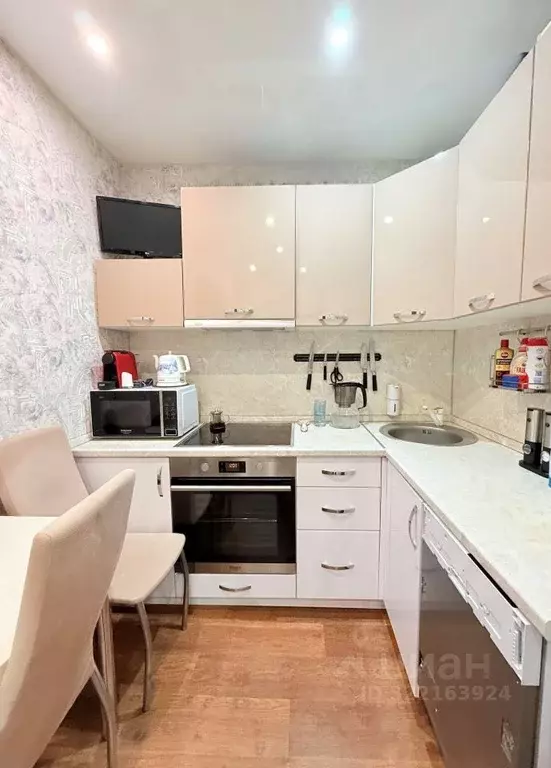 2-к кв. Ханты-Мансийский АО, Нефтеюганск 14-й мкр, 40 (41.0 м) - Фото 1