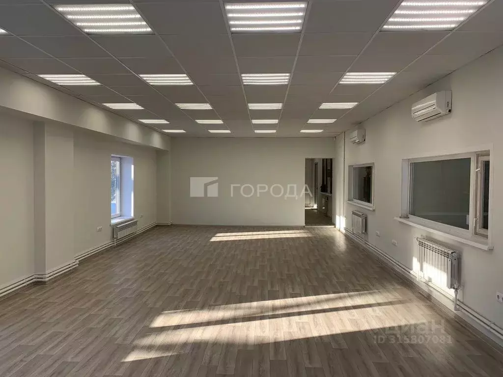 Помещение свободного назначения в Новосибирская область, Новосибирск ... - Фото 0