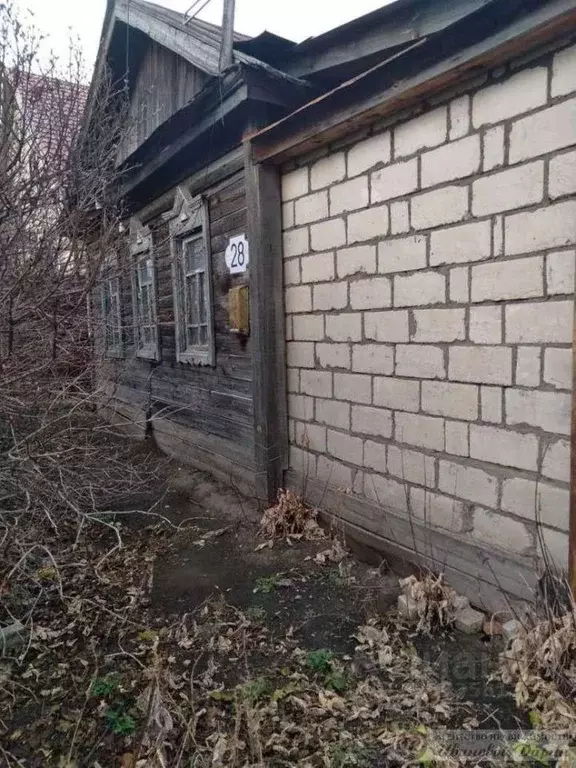 Дом в Самарская область, Большая Глушица с/пос, с. Большая Глушица ул. ... - Фото 1