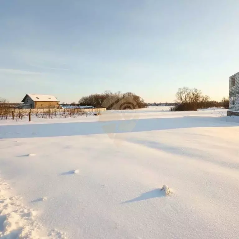 Участок в Белгородская область, Старооскольский городской округ, с. ... - Фото 1
