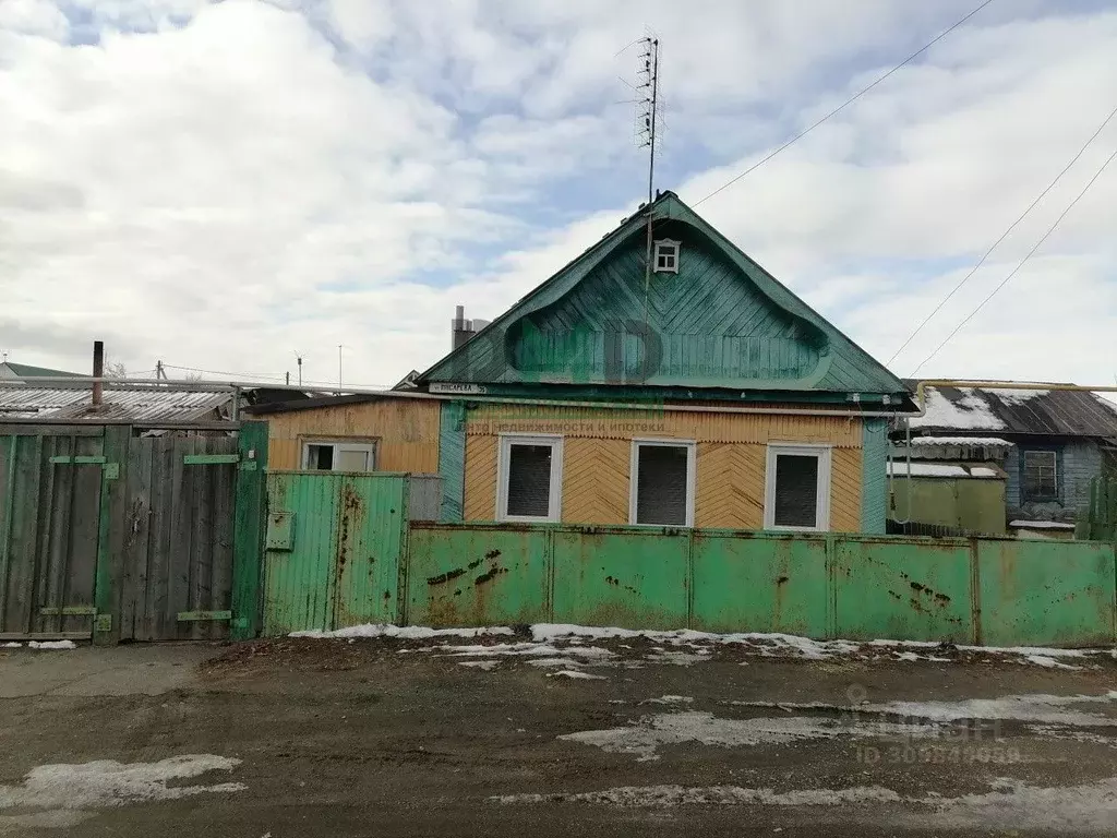 Дом в Оренбургская область, Орск пос. Первомайский, ул. Писарева, 35 ... - Фото 0