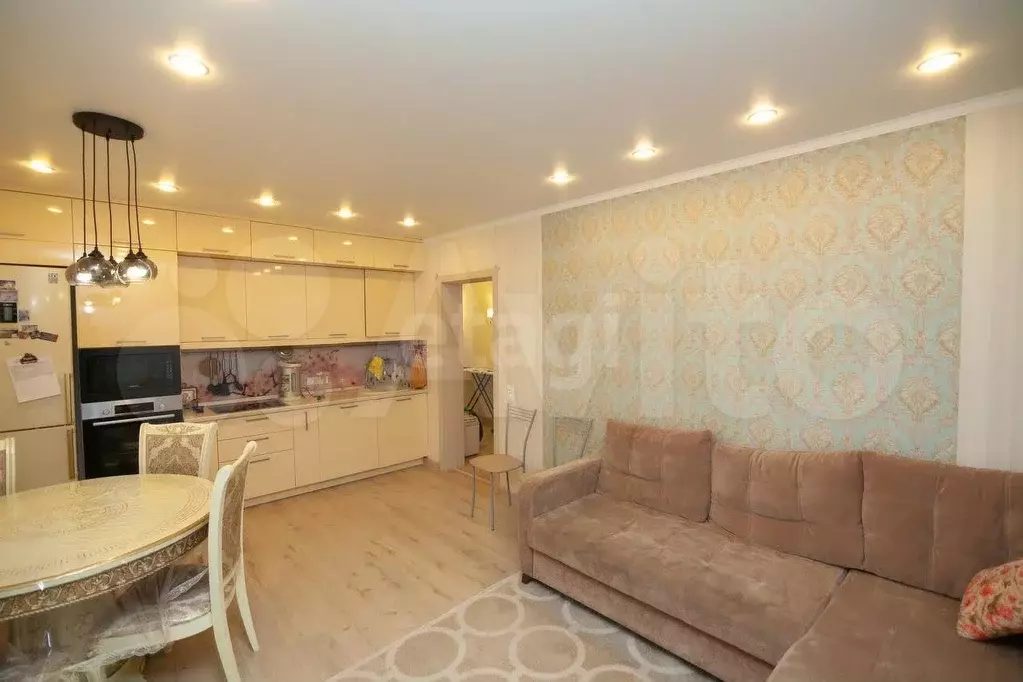 2-к. квартира, 61 м, 1/17 эт. - Фото 1