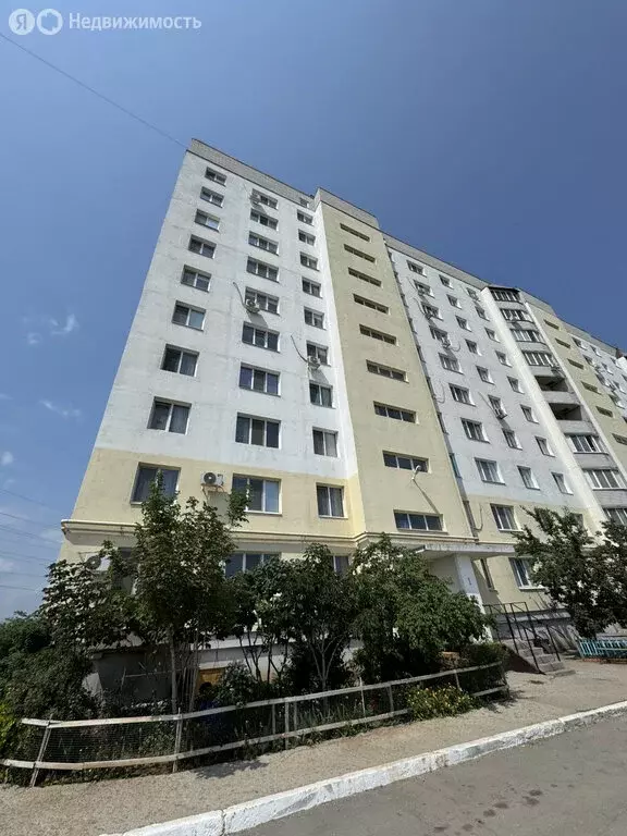 2-комнатная квартира: Энгельс, улица Марины Расковой, 10Г (55.9 м) - Фото 0