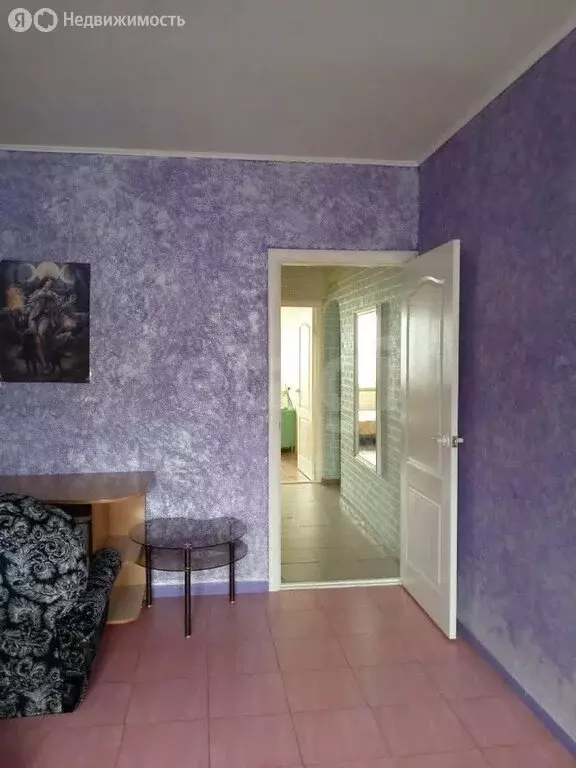 3-комнатная квартира: Барнаул, улица Шумакова, 35 (66.5 м) - Фото 1