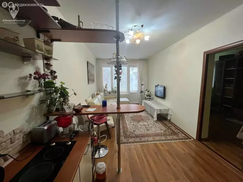 3-комнатная квартира: Рязань, район Солотча, 8к38 (87.4 м) - Фото 0