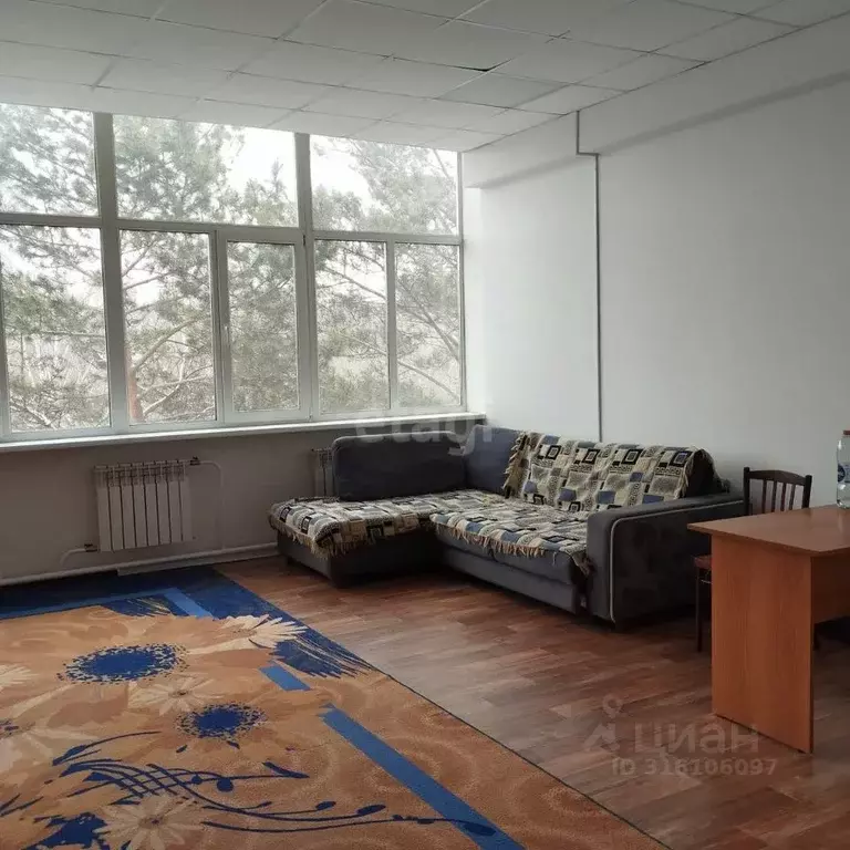 Студия Кемеровская область, Новокузнецк ул. Климасенко, 19 (43.4 м) - Фото 1