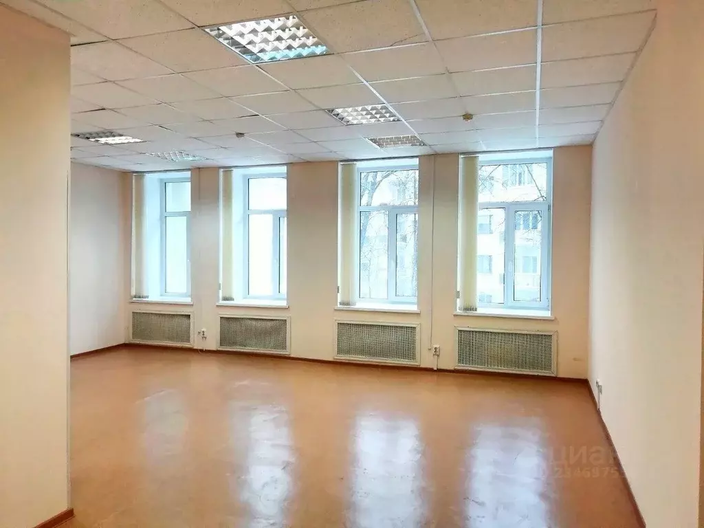 Офис в Санкт-Петербург пл. Троицкая Петроградской стороны, 1 (121 м) - Фото 1