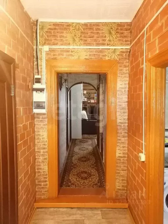 Дом в Башкортостан, Ишимбайский район, с. Скворчиха Верхняя ул., 49 ... - Фото 1