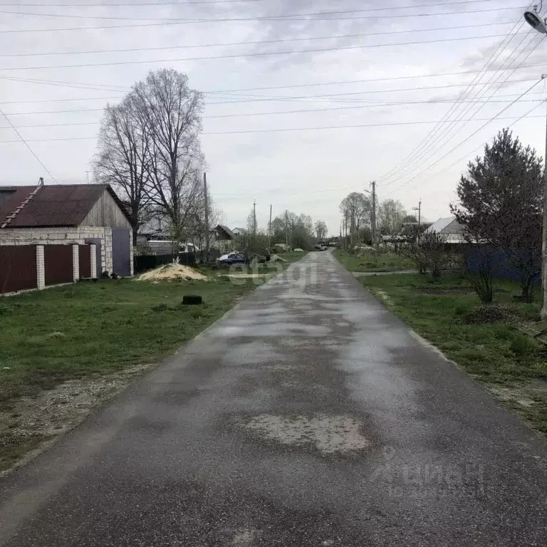 Дом в Брянская область, Брянский район, с. Глинищево ул. Октябрьская ... - Фото 1