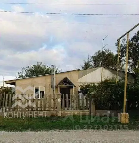 Дом в Крым, Черноморский район, Краснополянское с/пос, с. Внуково ул. ... - Фото 2